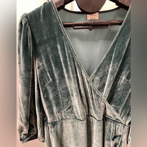 Wilfred Lyric Velvet Green Long Sleeve Dress - Picture 3 of 5